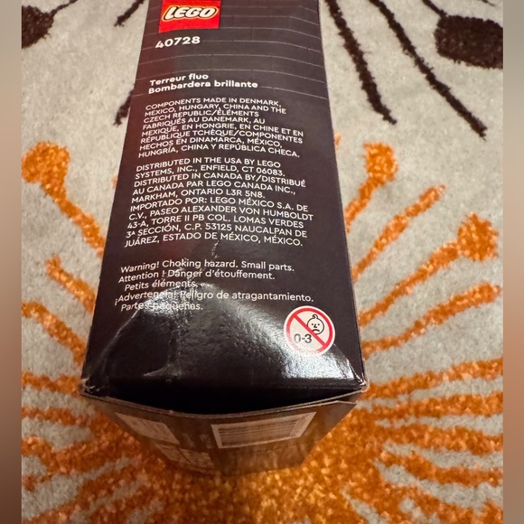 LEGO 40728 Brick Headz Brite Bomber 254 - Picture 3 of 4